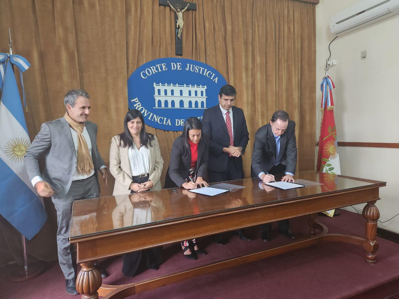 El Ministerio de Inclusión Digital firmó un convenio de cooperación con la Corte de Justicia (2)