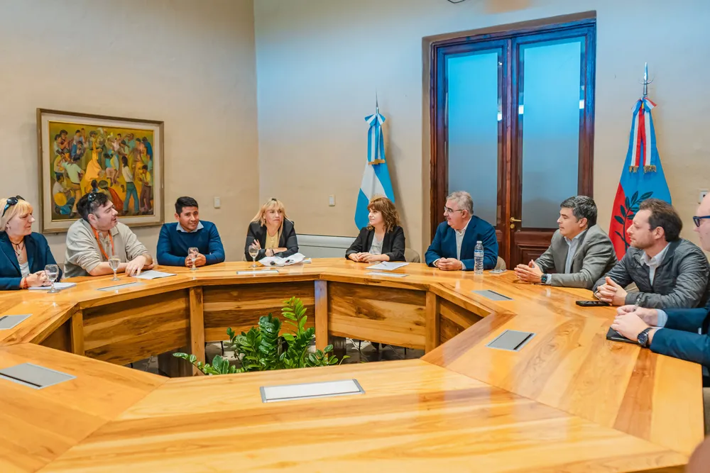El Gobierno avanza con el proceso de titularización docente (1)