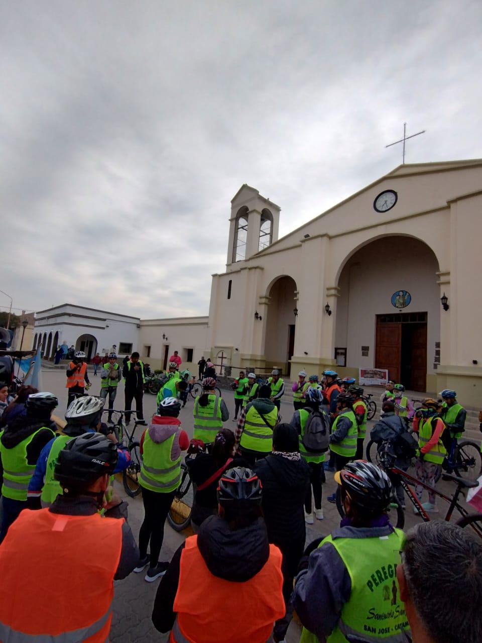 459196734_997192275765451_484040626063132466_n