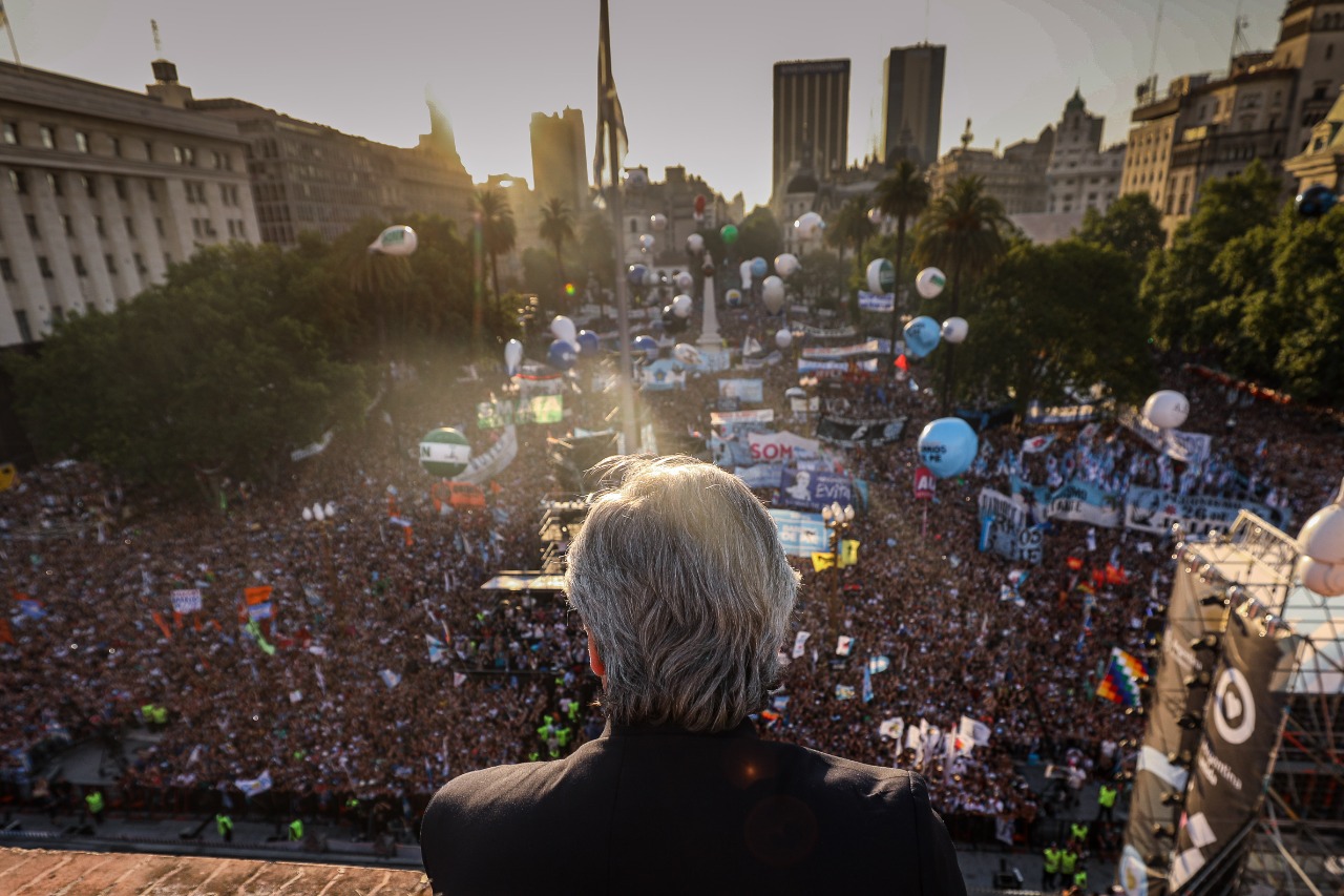 ASUNCION PRESIDENTE ALBERTO FERNANDEZ (1)