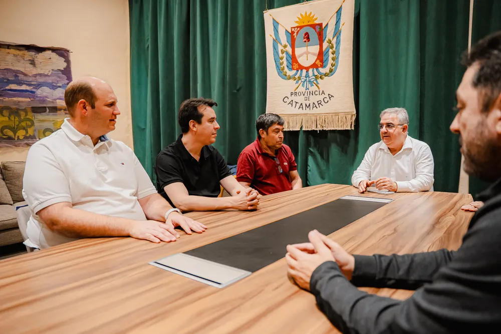 Acuerdan mejoras en la Cuesta Redonda y el Gobernador presentará los proyectos para la Puna (1)