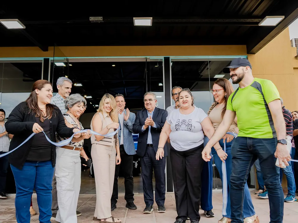 Inauguraron el predio social y deportivo para trabajadores del IPV y la Vivienda (1)