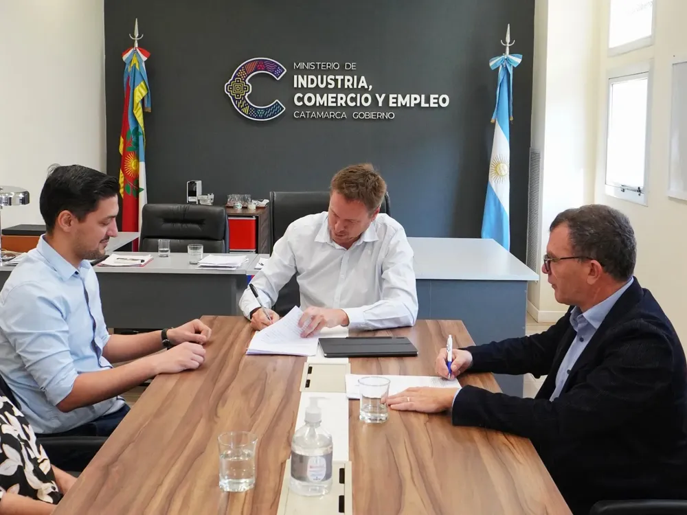 A través del FOGACAT se facilitará elacceso a financiamiento de MiPyMEs