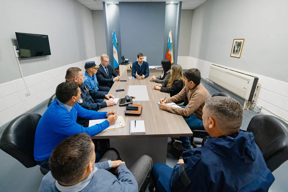 Trabajo conjunto para prevenir la circulación peligrosa de grupos de motociclistas en la Capital (2)