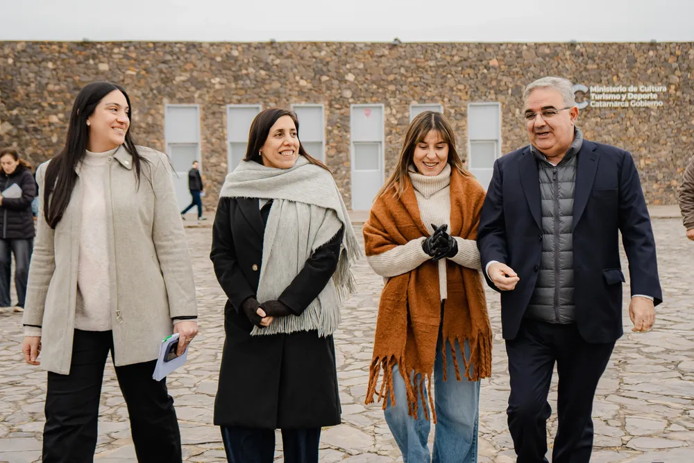 El Predio Ferial va quedando listo para disfrutar la Fiesta Nacional e Internacional del Poncho 2026 (3)