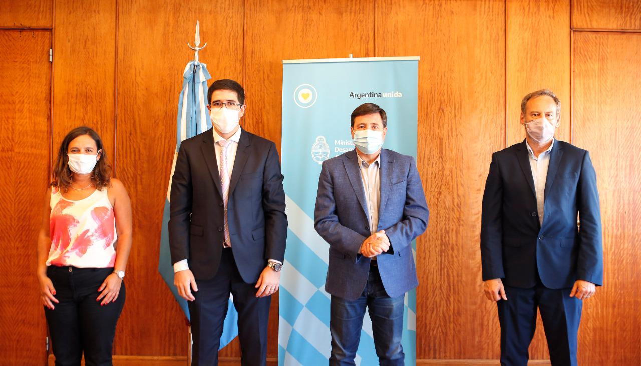 Agua, Energía y Ambiente - Desarrollo Social y Deportes, con Nación