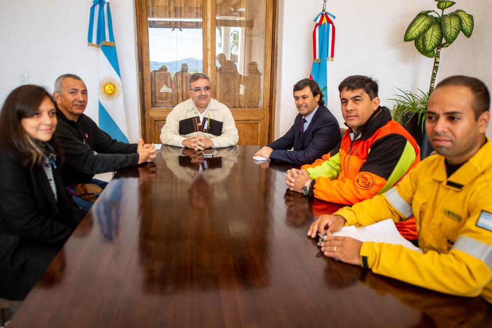 El Gobernado recibió al director Nacional del manejo del Fuego