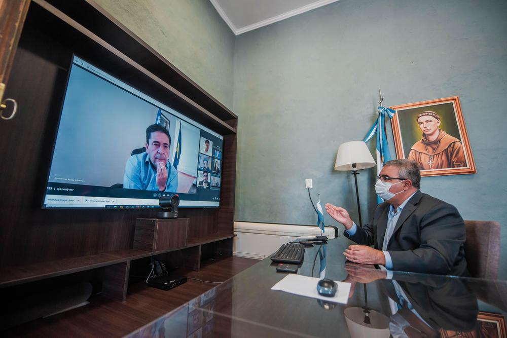 Raúl mantuvo una nueva reunión de trabajo con el Gobernador de Atacama (1)