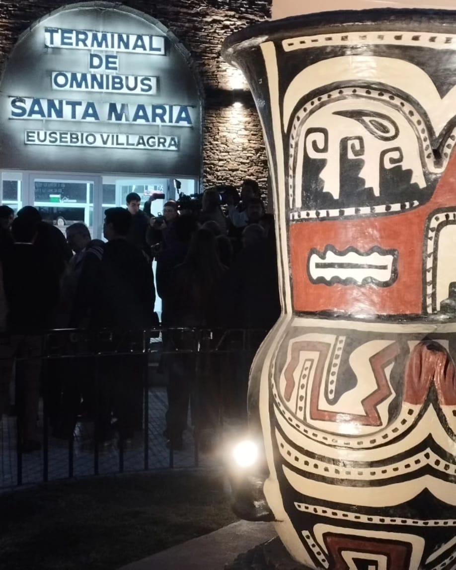 f835795a-dd0f-4f47-918d-b040994add64