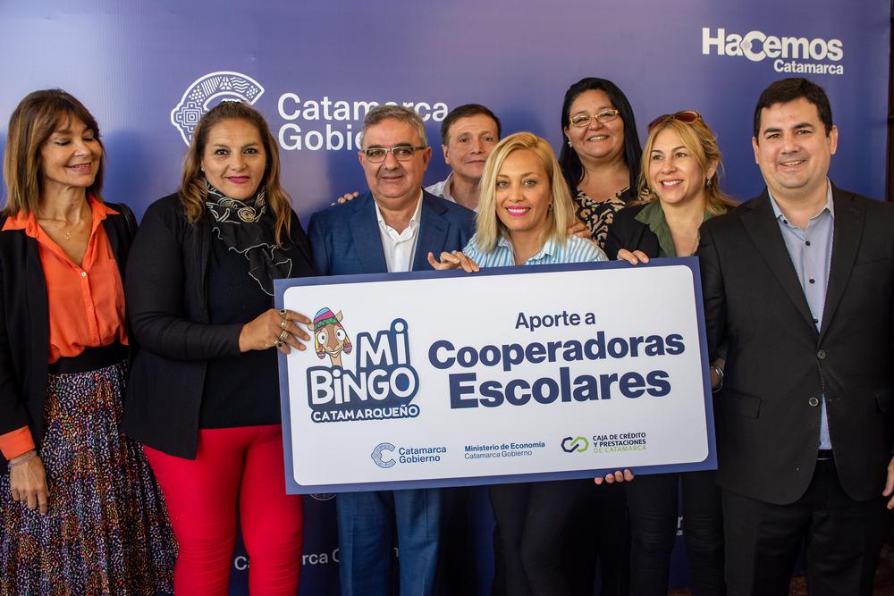 A través de Mi Bingo Catamarqueño, cooperadoras escolares recibieron aportes (1)