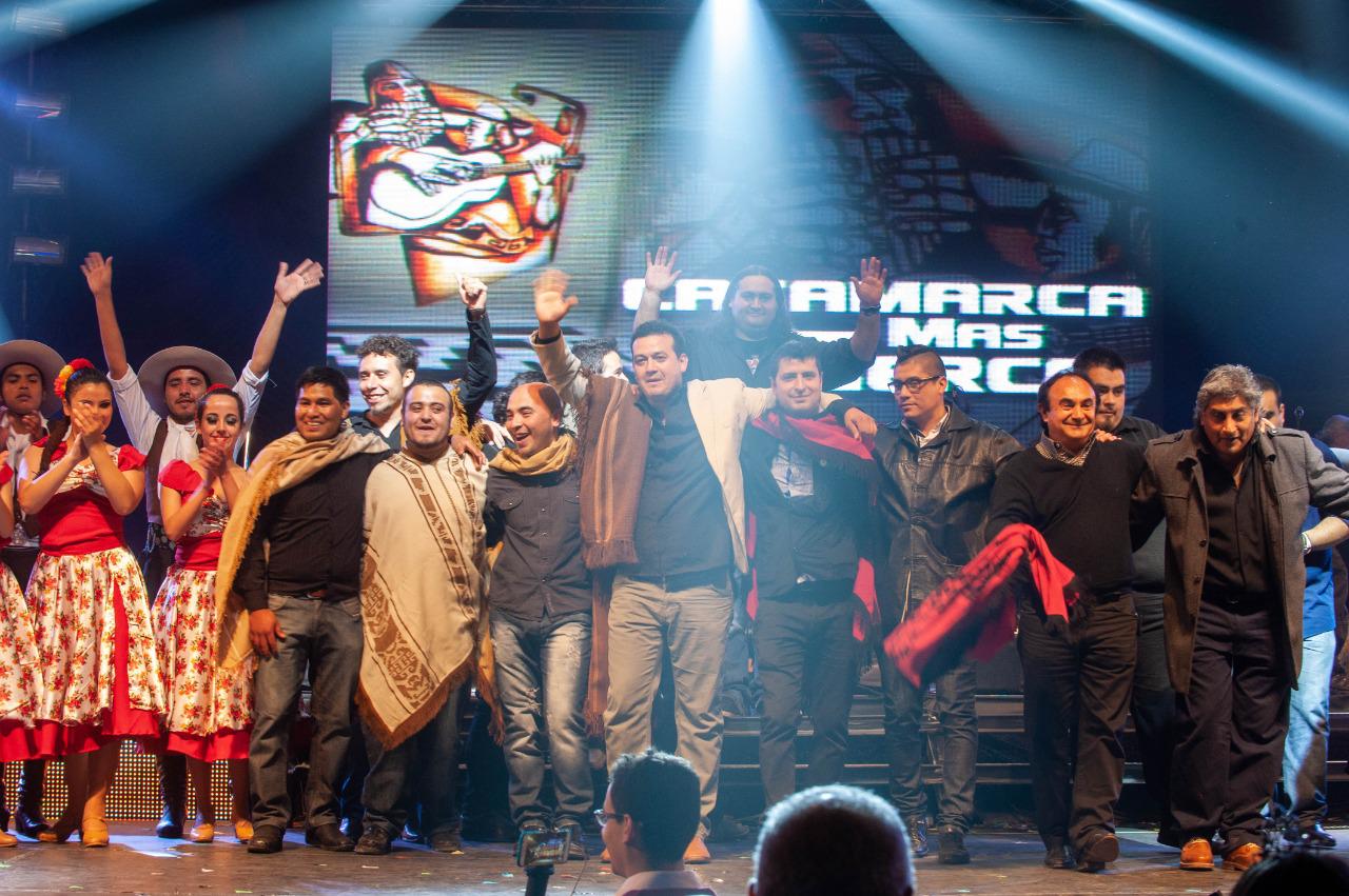 Poncho - convocatoria artistas-1