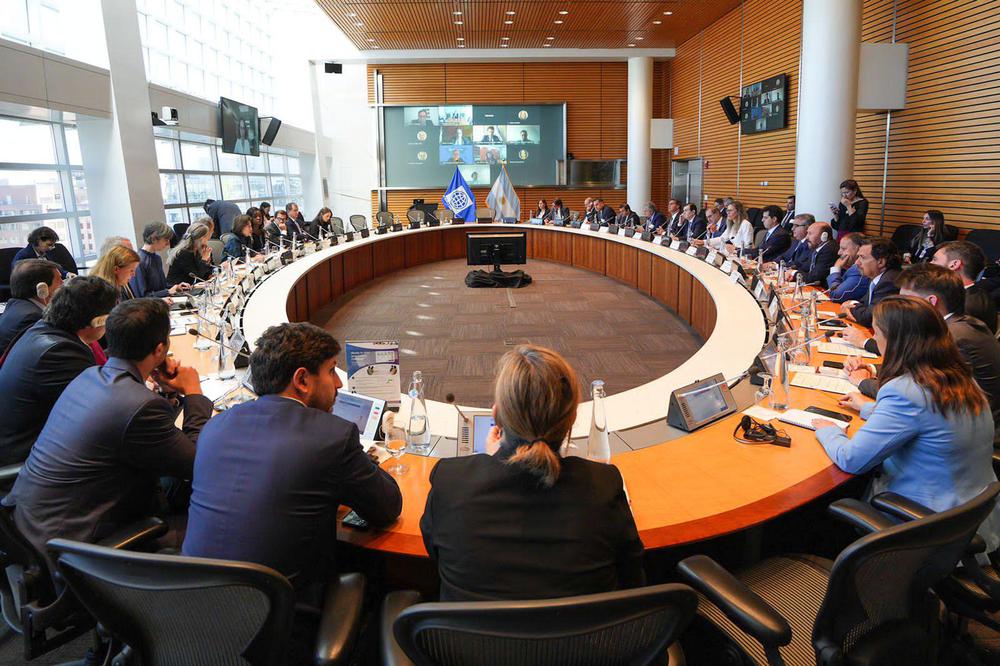 Los Gobernadores del Norte Grande se reunieron con autoridades del Banco Mundial y BID en busca de inversiones   (2)