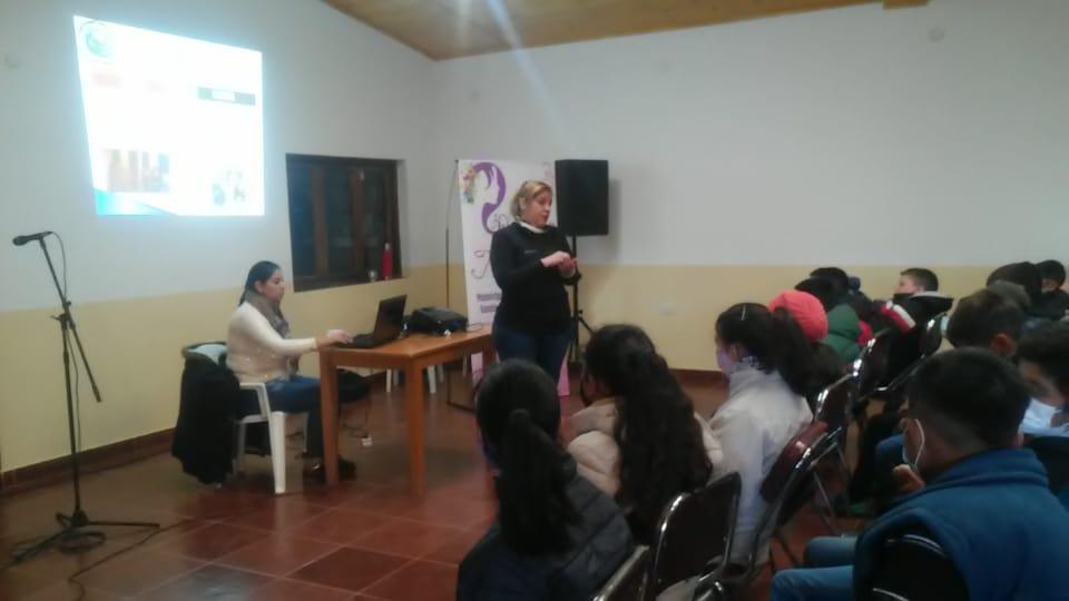 280142593_371000248384660_4384791645392216864_n