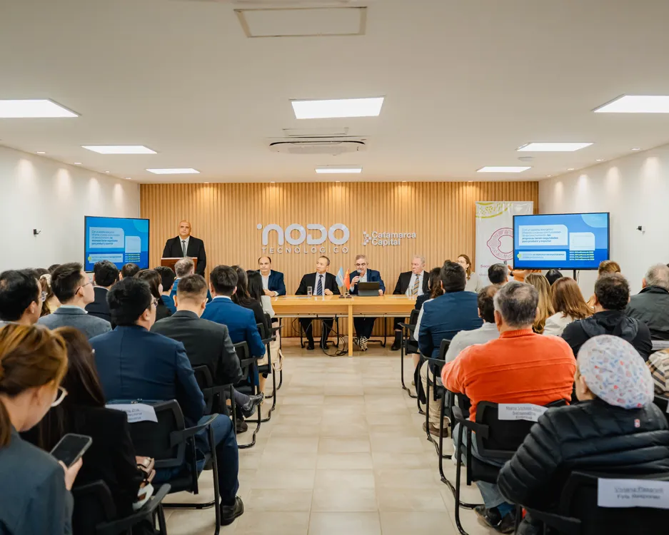 Catamarca presentó sus potencialidades ante el Embajador e inversores chinos (2)