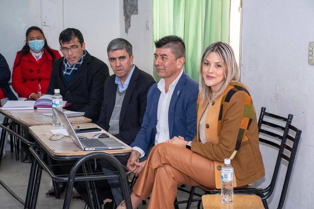Centurión se reunió con directivos, docentes y no docentes de escuelas de Santa María que fueron traspasadas al SEP1