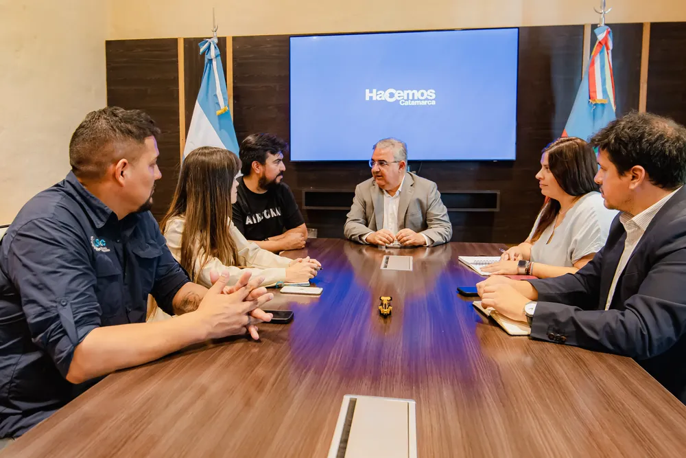 El Gobierno impulsa la pequeña y mediana minería con participación de empresarios catamarqueños-3