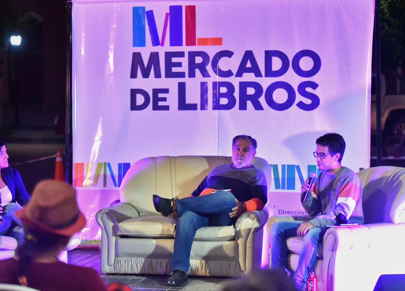Mercado Libros Tinogasta (16)