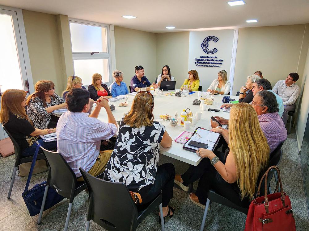 AUMENTO DOCENTES