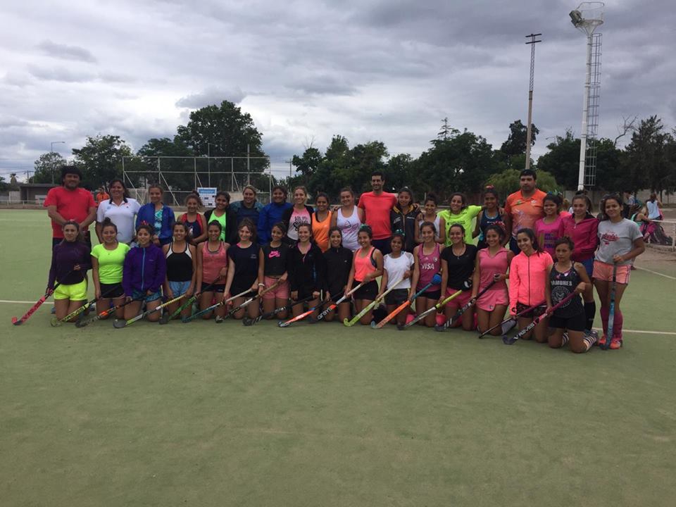 agustina moya hockey (1)
