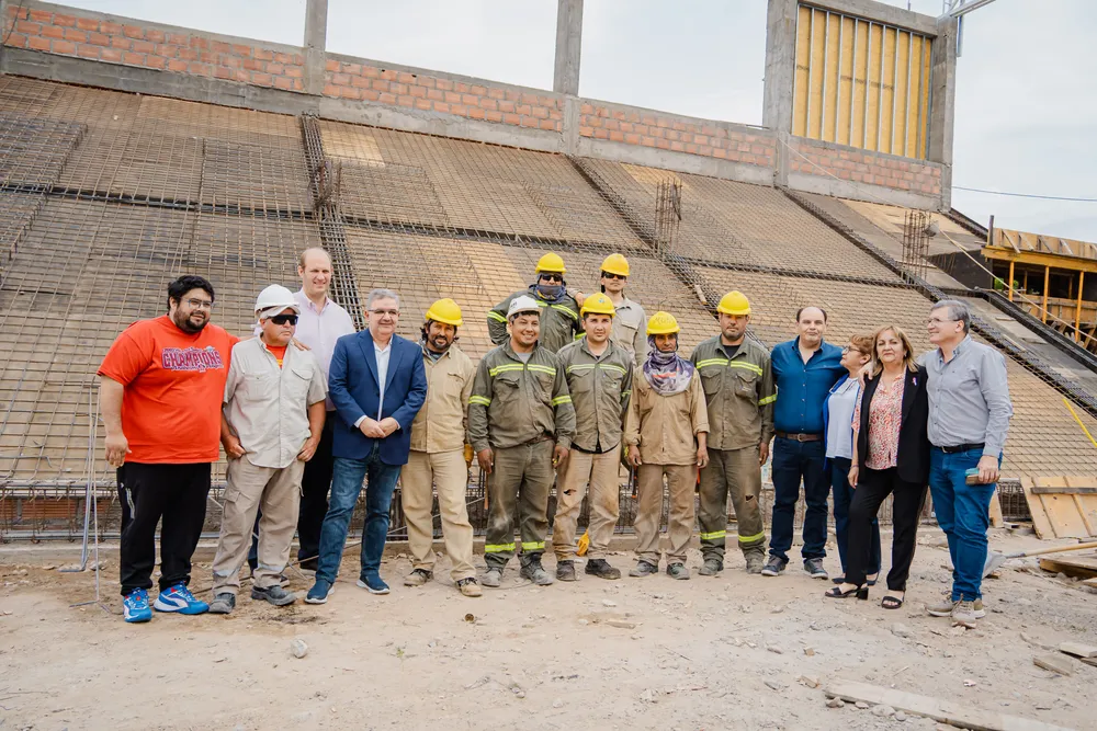 Avanza la obra del Polideportivo de las 1.000 vv, una obra anhelada por todo el barrio