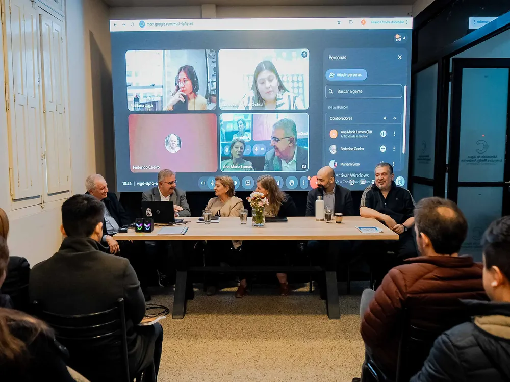 Capacitación y conversatorio sobre la Ley de Glaciares (1)