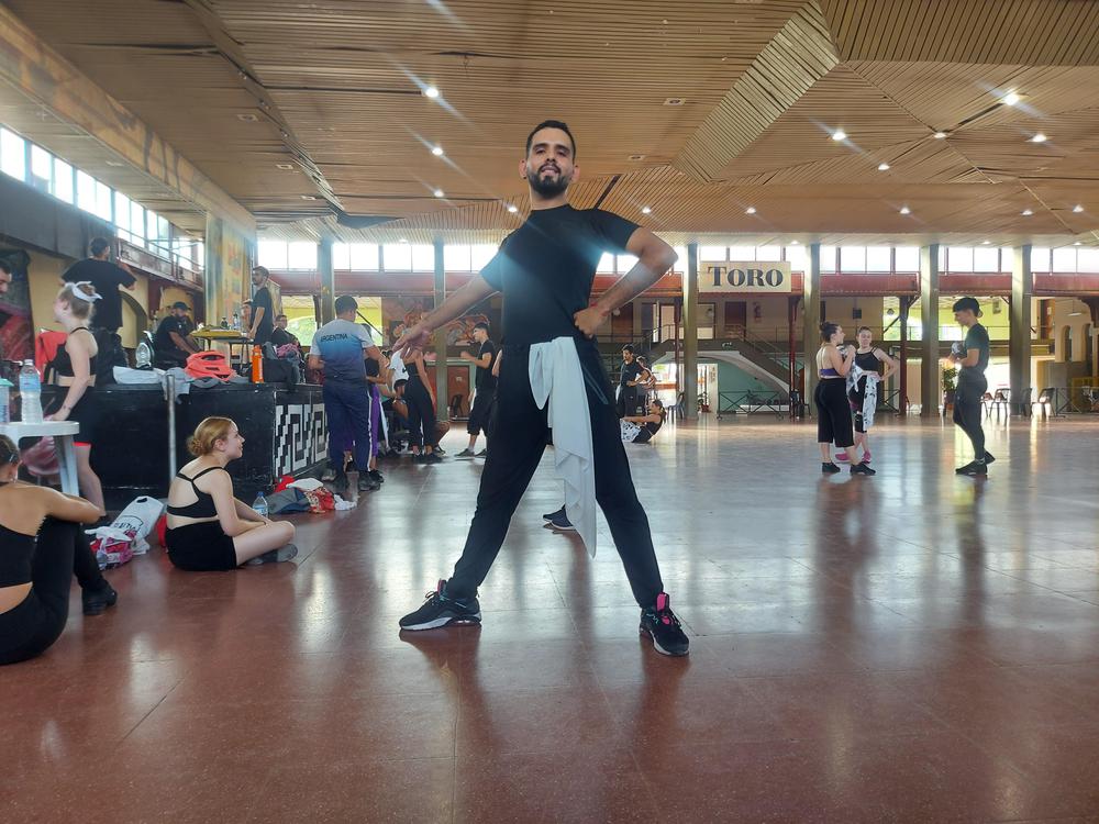 Mauricio Tula Ballet Cosquin (1)