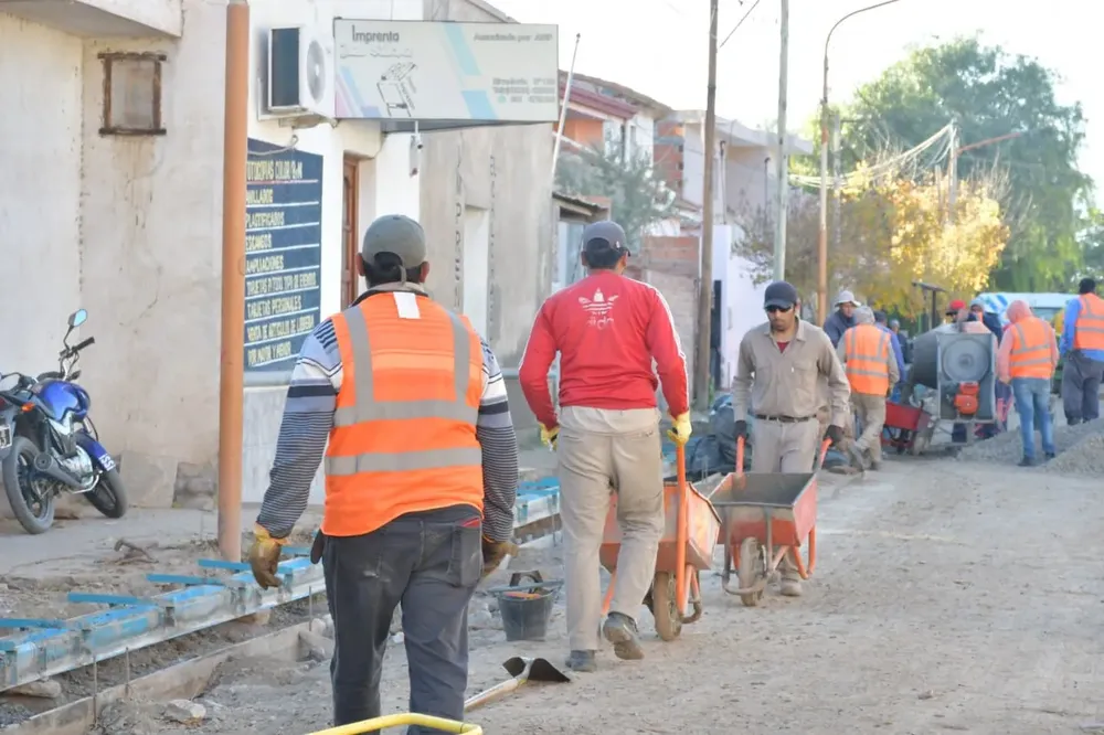 493272976_993336212973924_4760149414545889283_n