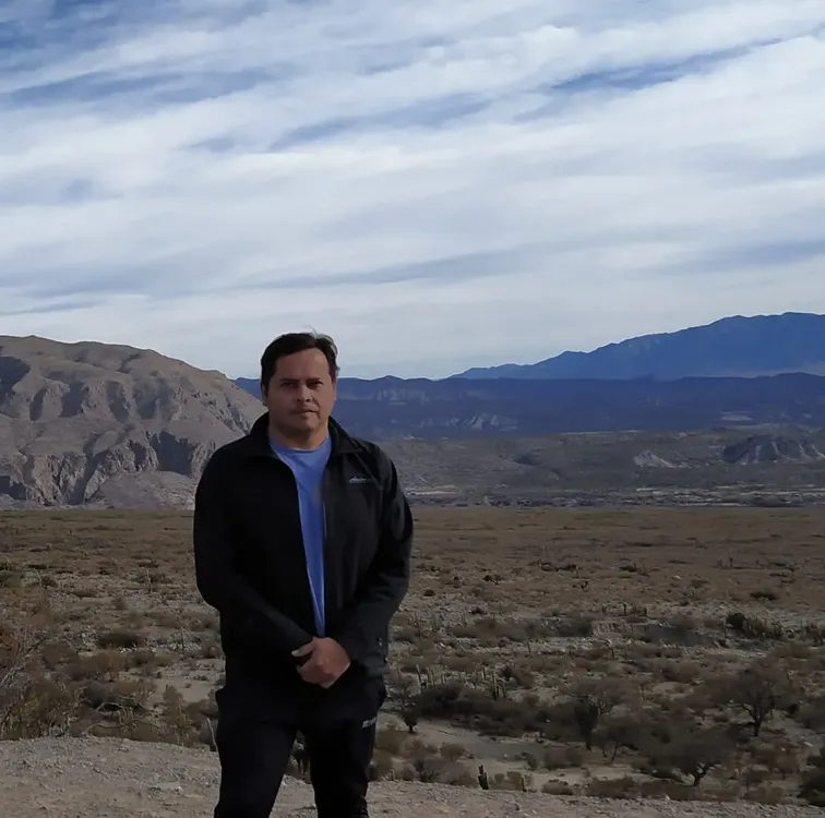 Imagen de WhatsApp 2025-08-17 a las 22.22.40_56d2d9e0