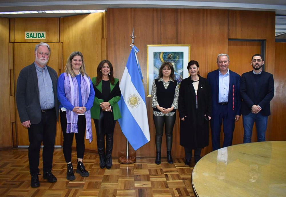 Acuerdo para capacitación de desocupados con dificultades de inserción laboral en el sector minero
