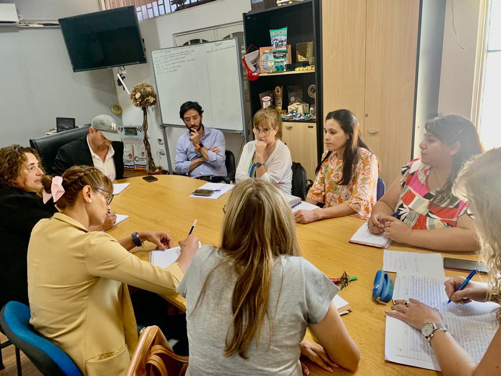 Educación y la Secretaría de Deporte en reunión clave para el fortalecimiento interinstitucional 1