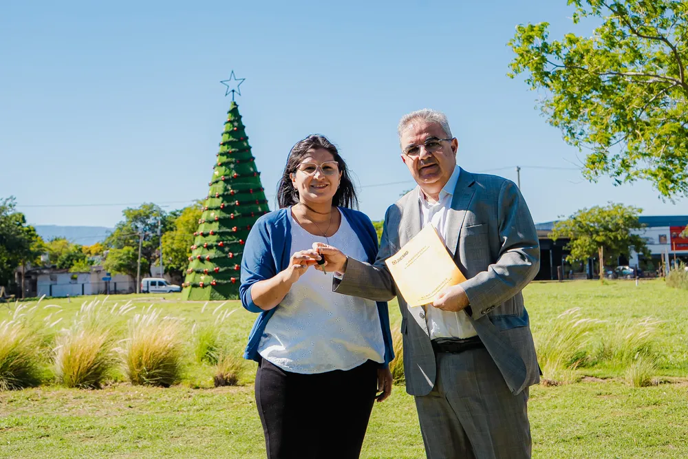El municipio de Santa María recibió una pala cargadora y avanzan obras de infraestructura clave (2)