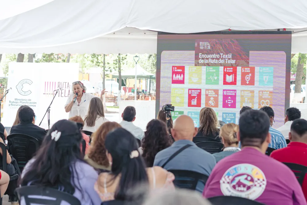Artesanos, productores y prestadores de servicios de la Ruta del Telar expusieron en Belén