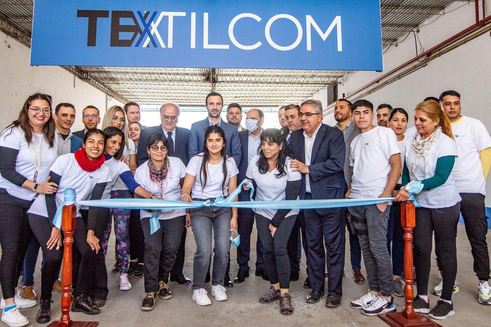 Día histórico para la industria se inauguraron una planta textil y una fábrica de confección (1)