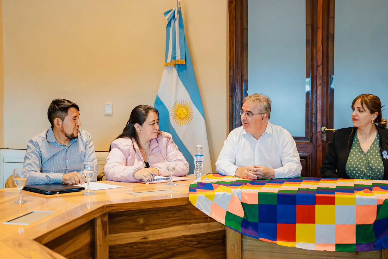 El Gobierno se reunió con pueblos originarios 2